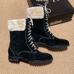 Brand new! Cole Haan Nike Air Becca boot black with fur sz 10.5 waterproof!